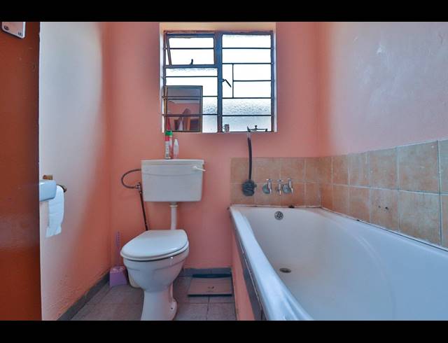 M² BUILDING FOR SALE IN ENNERDALE